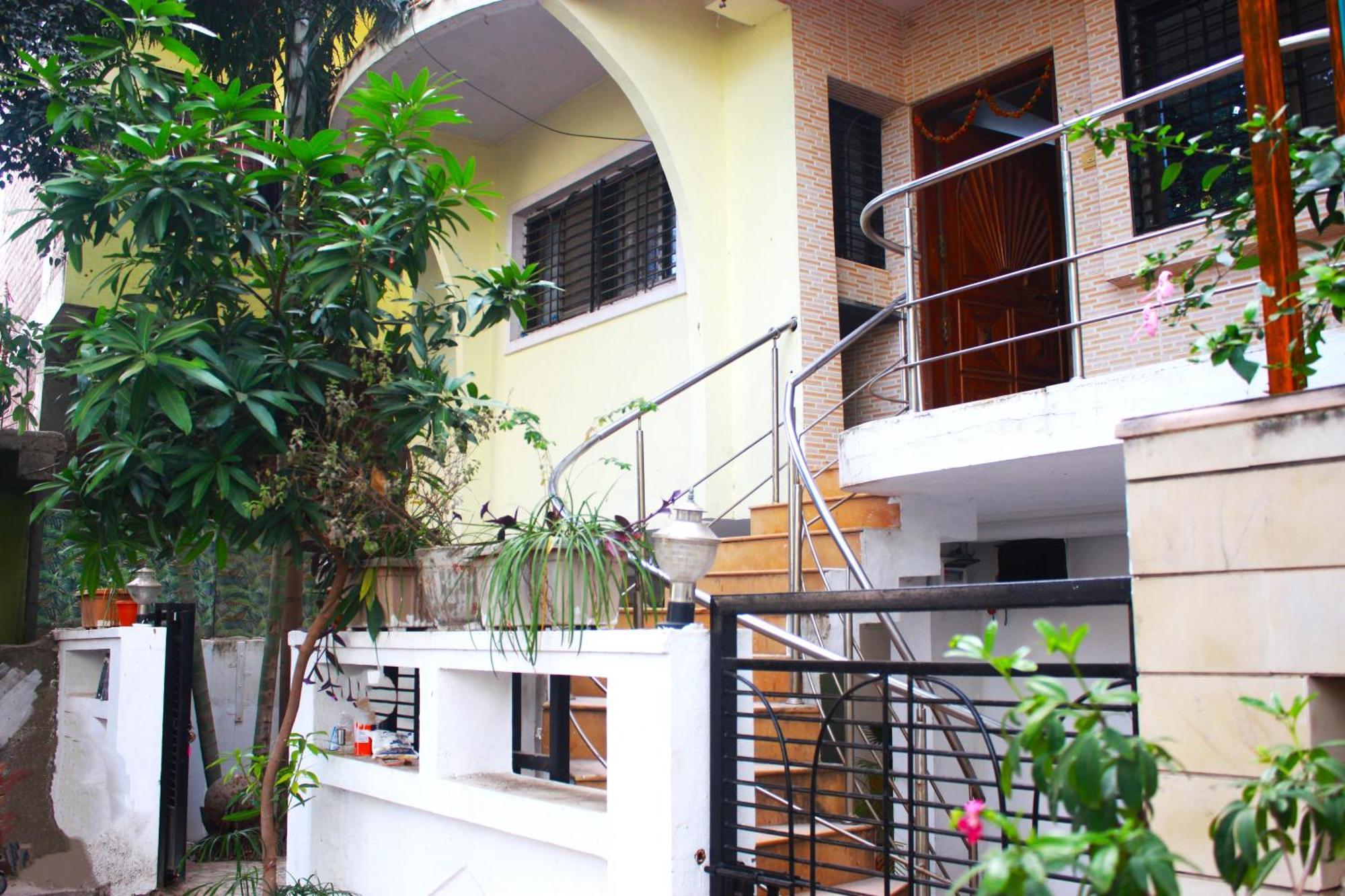 Gangotri Guest House Aurangābād Esterno foto
